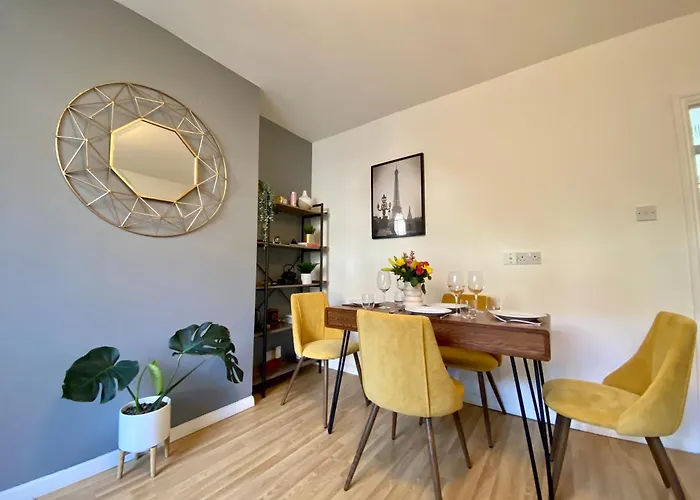 Waterloo Apartment